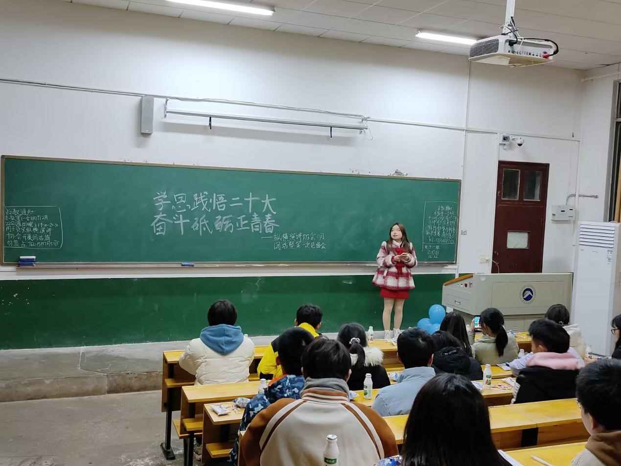 d91c0509ba47438e91718aefea621577.jpg 222.jpg